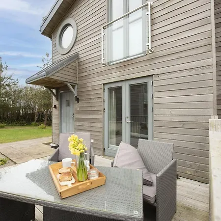 55 Carbis Bay